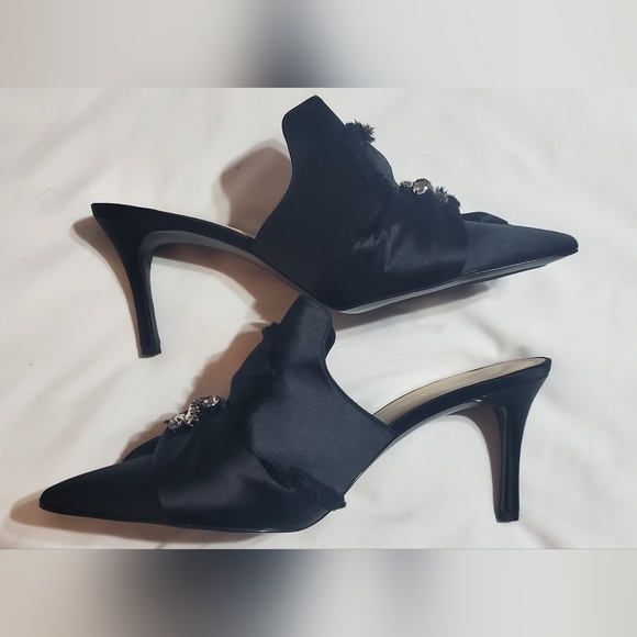 NWOT Nine West Black Crystal Embellished Heels. - Picture 3 of 6